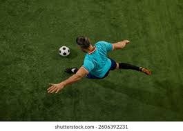 欧冠高手对决，玩的就是一个反差！