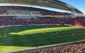 詹姆斯被经纪人害惨了！两段言论彻底激怒湖人和东契奇